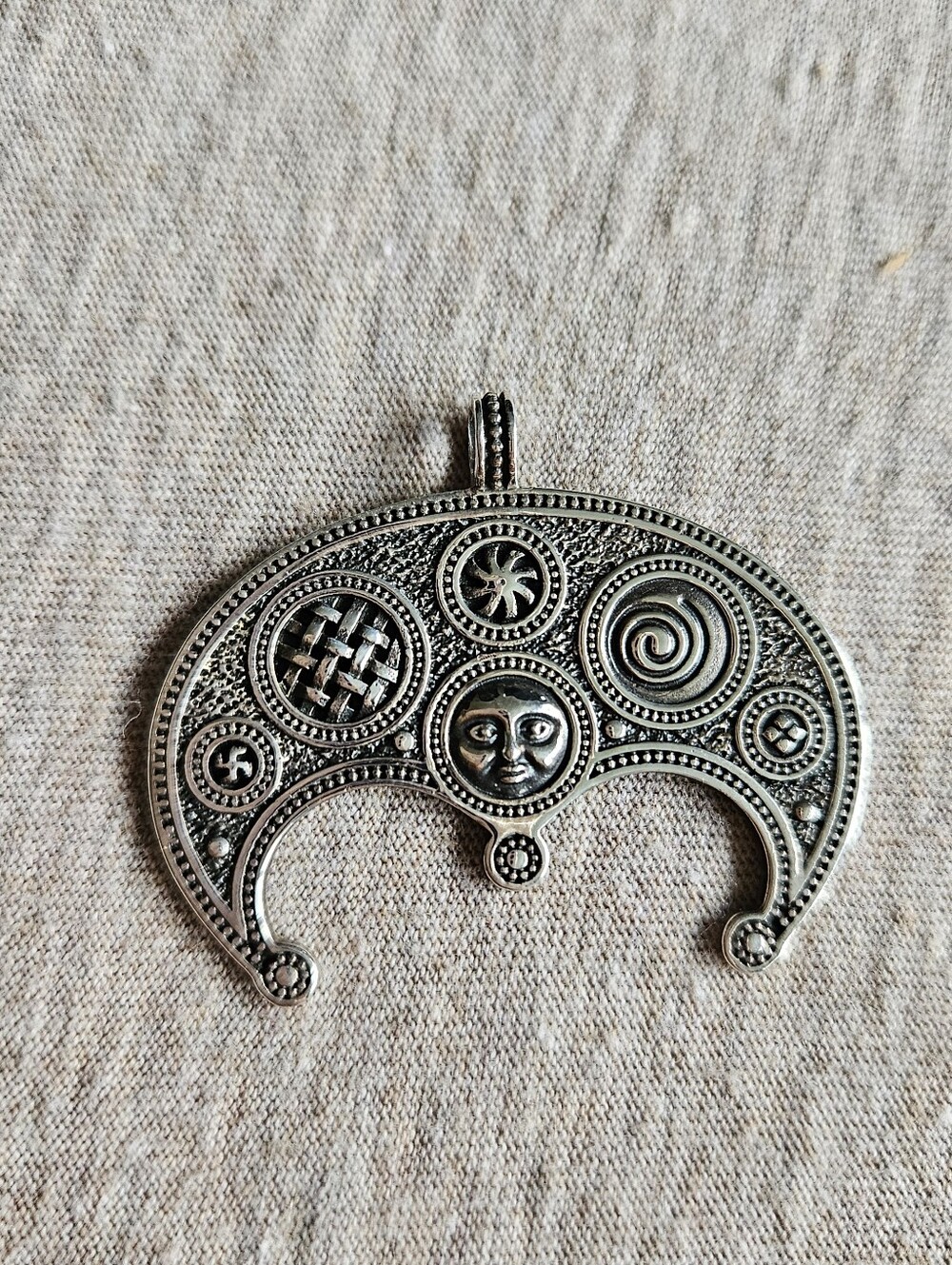 Viking Lunnitsa Pendant, Sterling Silver Crescent Moon (Handmade Amulet)
